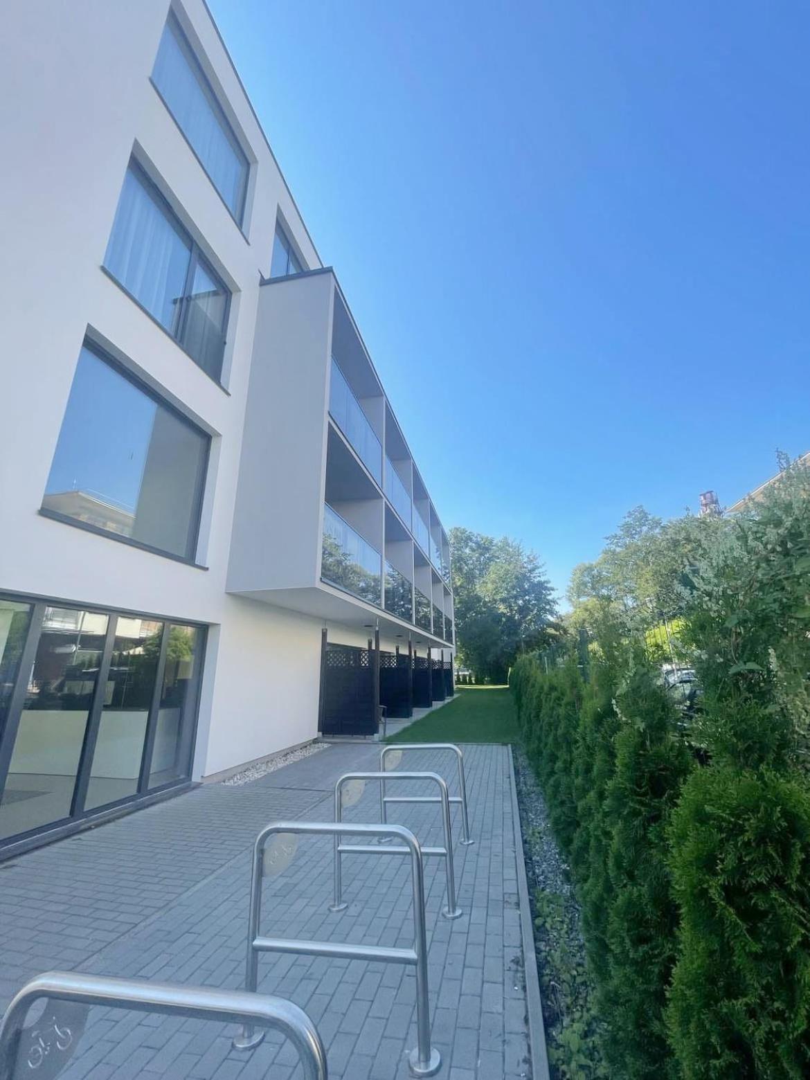Lulu Apartments - Rosa - Studio Hotelowe Z Klimatyzacja I Konsola Ps4 - Solny Resort Kołobrzeg Exteriör bild